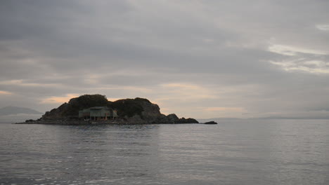 One-of-the-Shack-Islands-in-Piper's-Lagoon,-BC