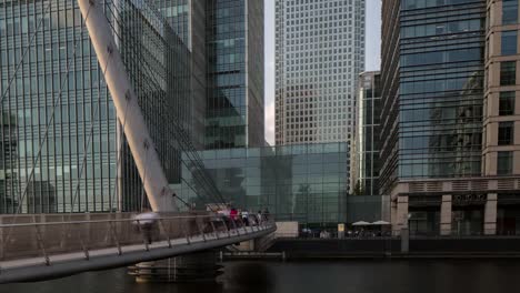 Docklands-Footbridge-4K-01