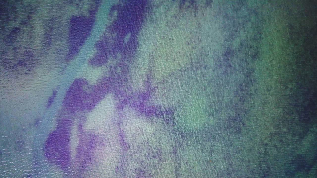 aguas azules del océano que pasan bajo un dron, aguas azules del caribe tropical