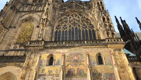 approaching front gate of st vitus cathedral in prague, tilt down