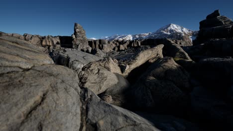 Roca-Y-Piedras-En-Las-Montañas-De-Los-Alpes