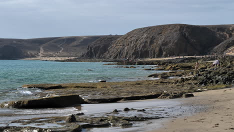 Atemberaubende-Landschaft-Der-Küste-Von-Lanzarote.-Statisch