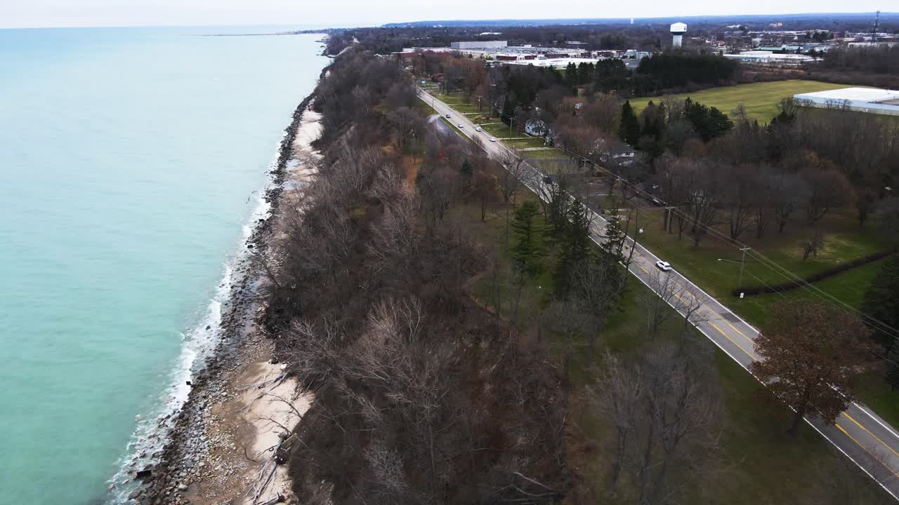 la costa del lago michigan contra un acantilado de dunas en saint joe