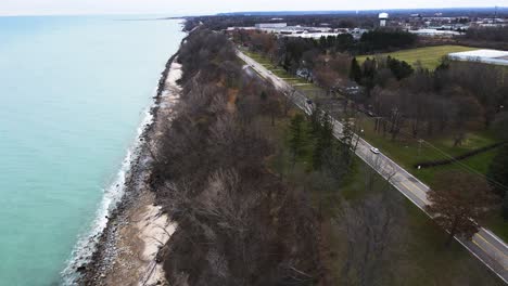 The-coastline-of-lake-Michigan-against-a-dune-Bluff-in-Saint-Joe