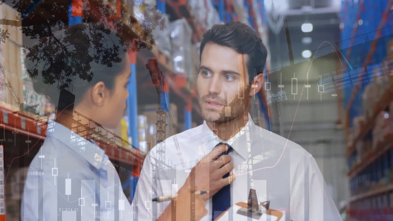 창고에서 일하는 사람들에 대한 데이터 처리의 애니메이션