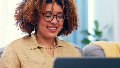 Black-woman,-face-and-laptop