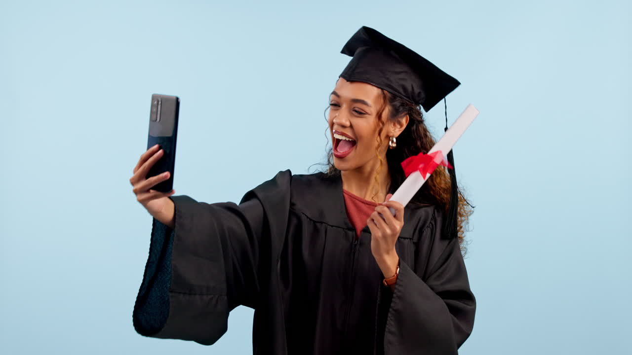 Selfie di laurea, studente