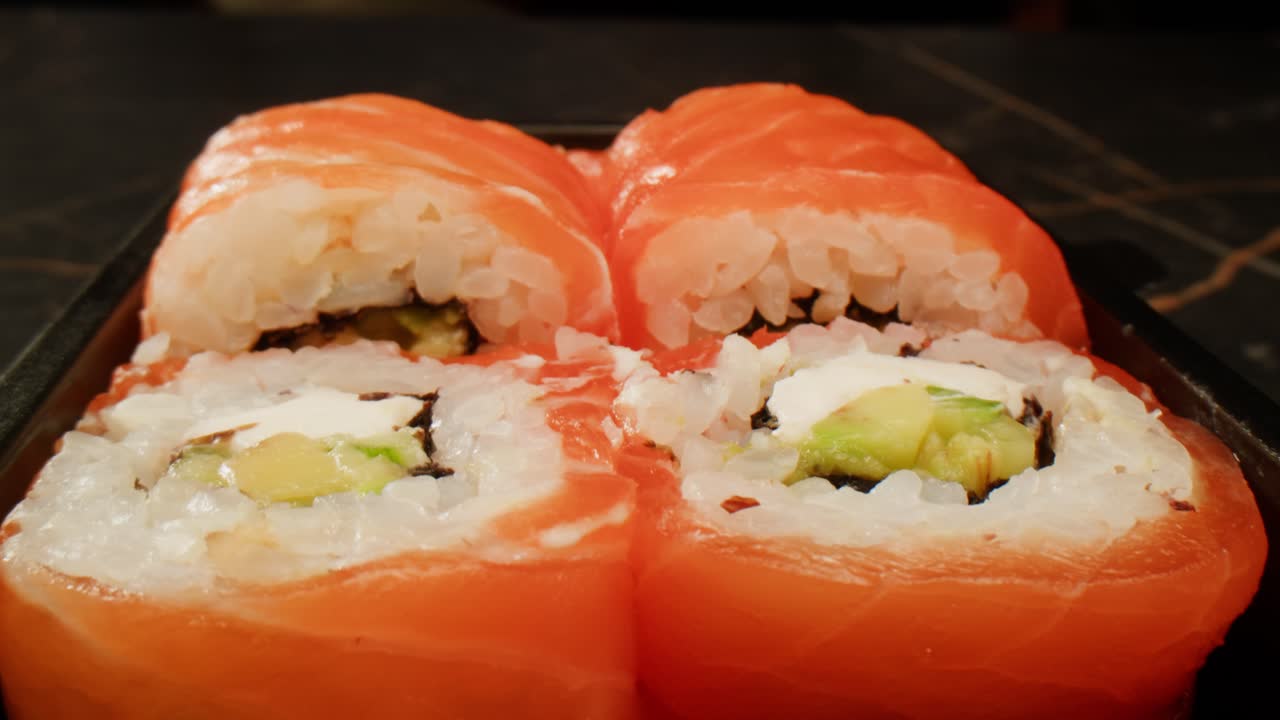Lohi Sushi Rullat