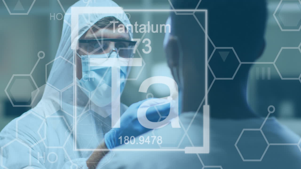 animazione di simboli di chimica su dottore caucasico