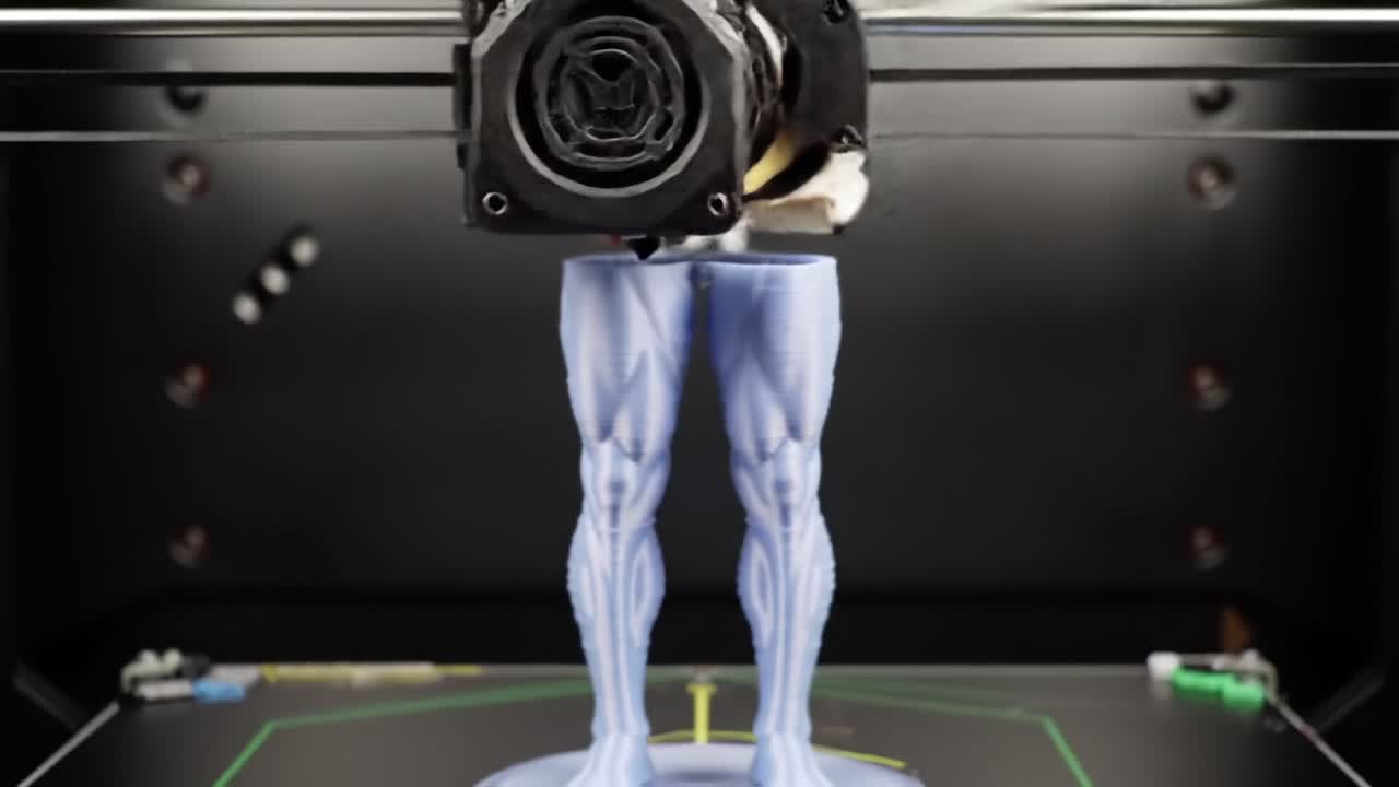 A Detailed Look at 3D Printing in Action: The Creation Process of a Sturdy Leg Model from Start to Finish, Capturing the Precision of Modern Manufacturing Technology