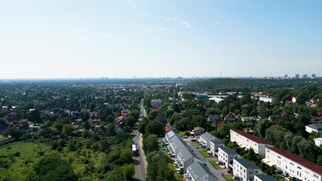 Capturing-the-iconic-Berlin-skyline-from-afar-on-a-warm,-sunny-summer-day