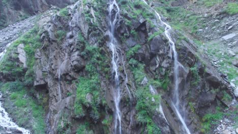 Spring-in-Upper-Indian-Himalayas-belt,Uttarakhand,-India