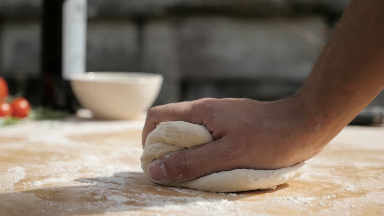 Processi di cottura per una deliziosa pizza