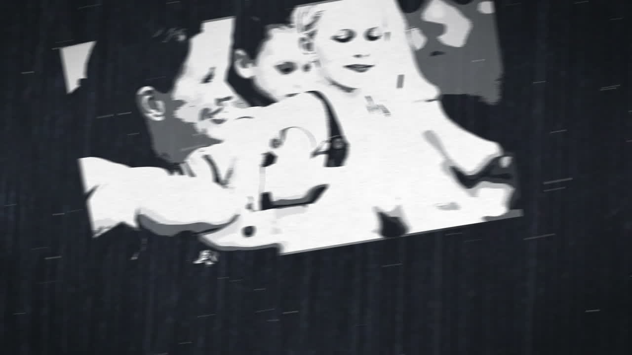 검은색과 색으로 무언가를 설명하는 교사의 짧은 클립