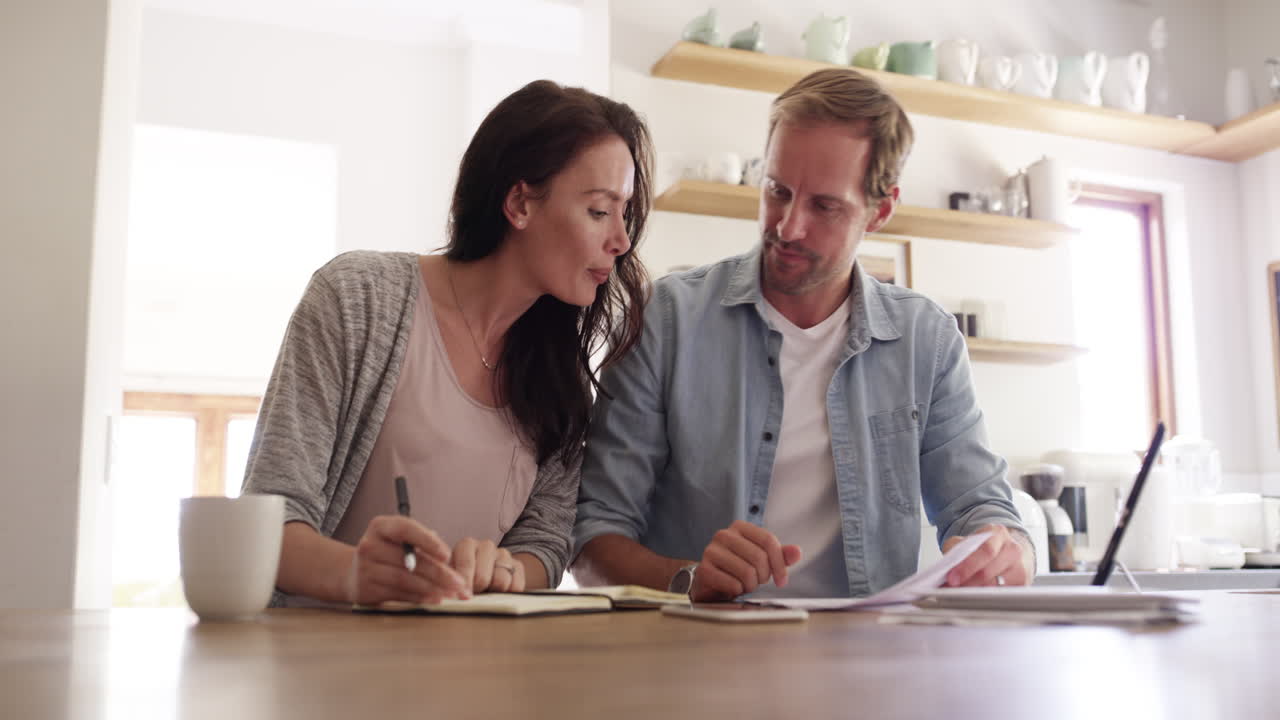 We're setting financial goals together
