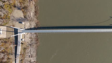 birds-eye view along the new suspension bridge from sorgues to sauveterre