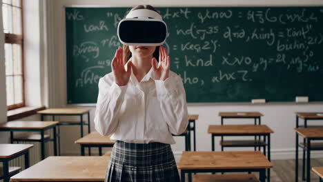 student experiencing virtual reality in a classroom