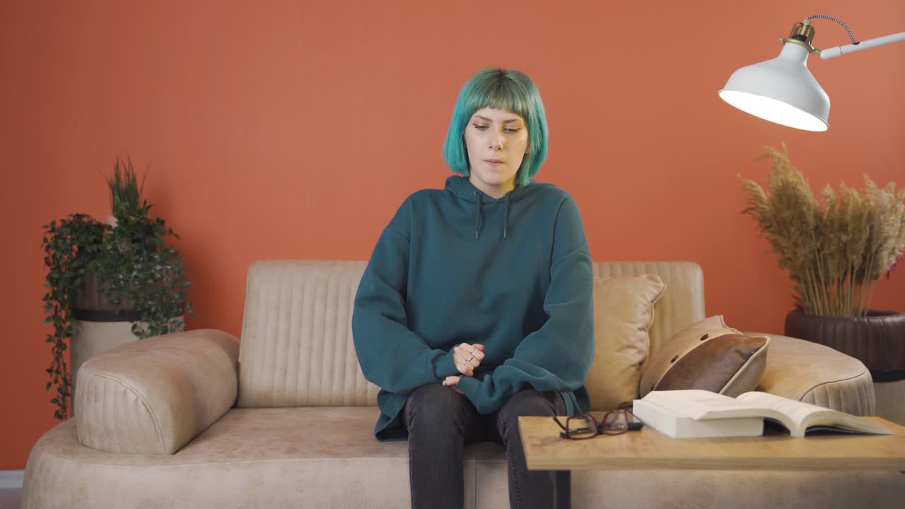 una joven motivada por sí misma.