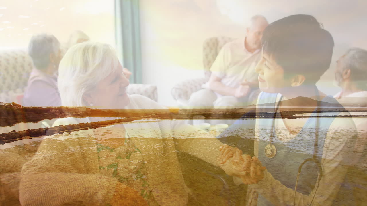 코카시안 시니어 여성과 남성과 여성 의사의 해양 풍경의 애니메이션