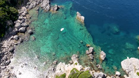 Imágenes-De-Drones-De-La-Playa-De-Limmi-De-Grecia-1.mp4