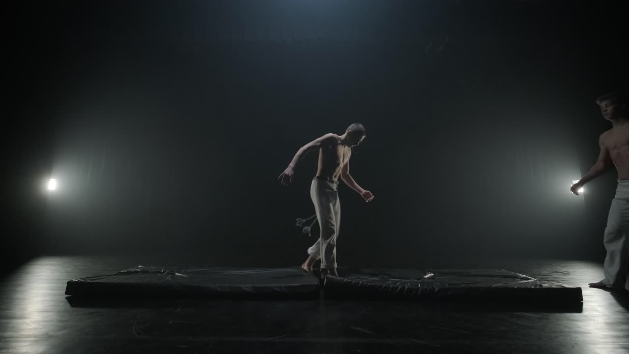 Esibizione acrobatica di Capoeira