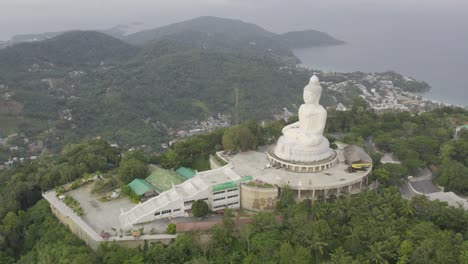 el gran budo de phuket vista aérea mañana nublada tailandia