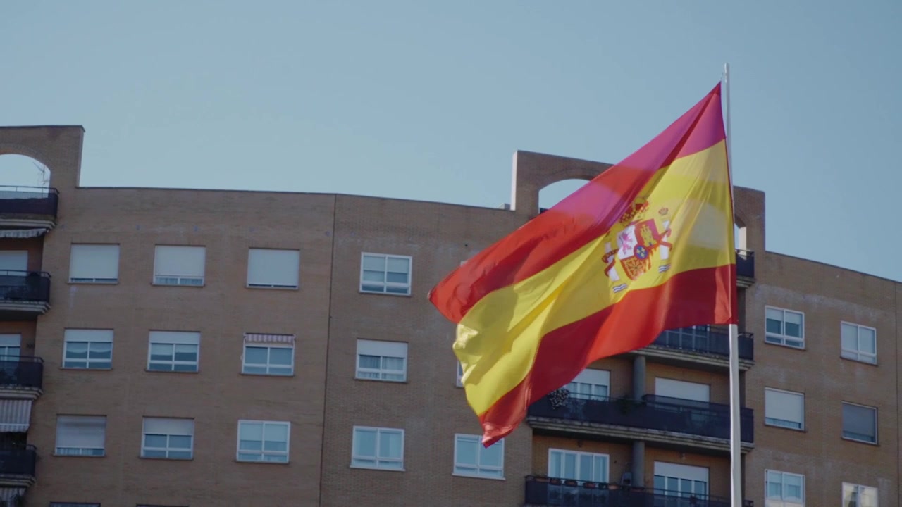 Bandiera della Spagna sul pennone