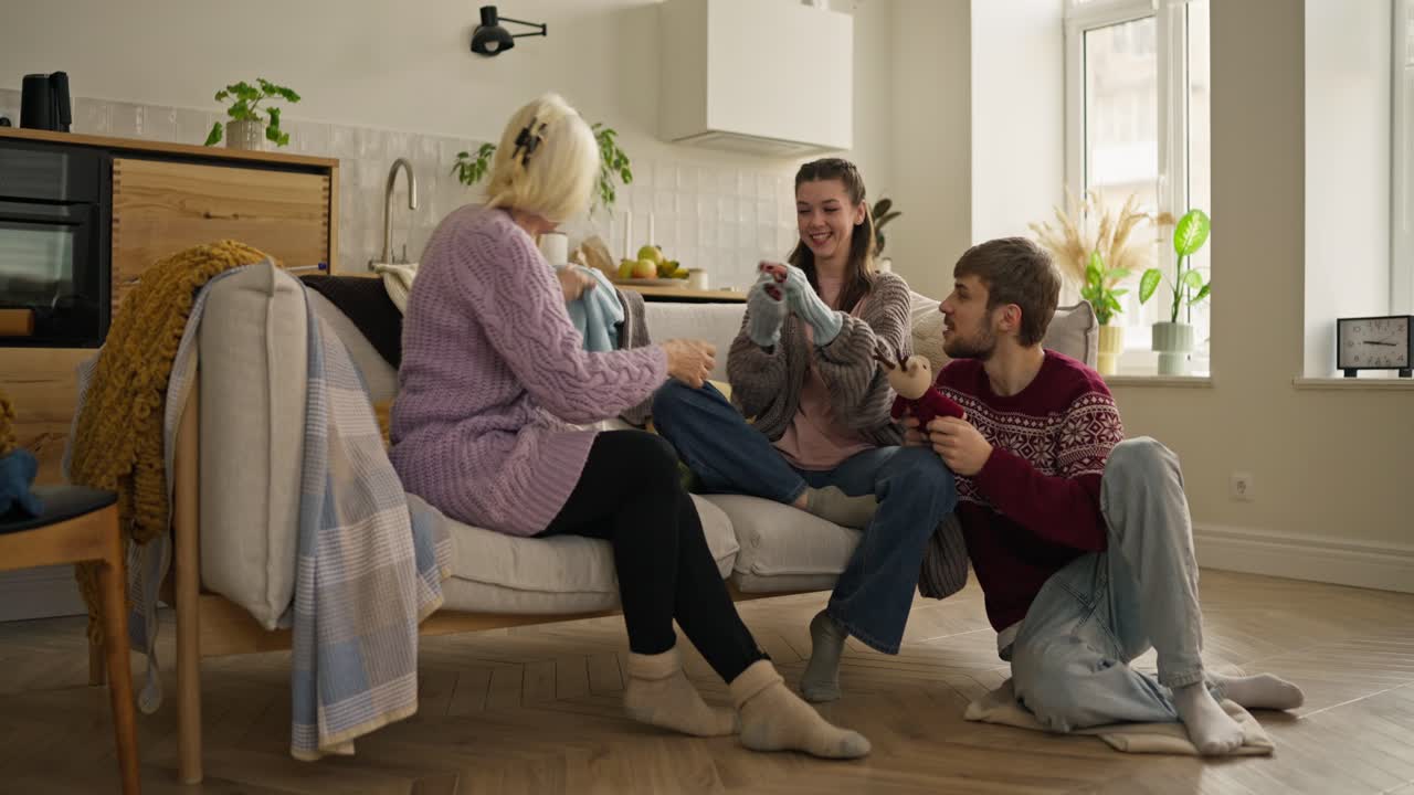 Aile Örgü Zamanı
