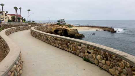 exploring the la jolla cove in california