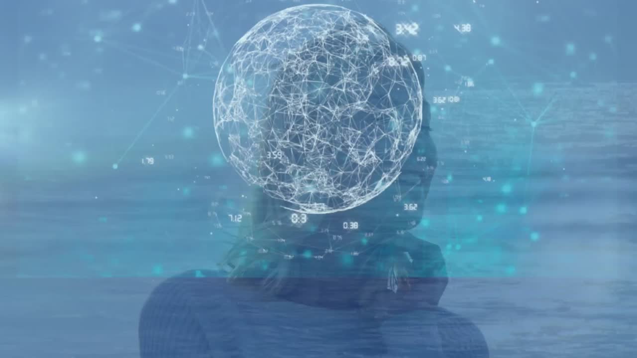 해변의 행복한 여성에 대한 화면에서 데이터 처리의 애니메이션