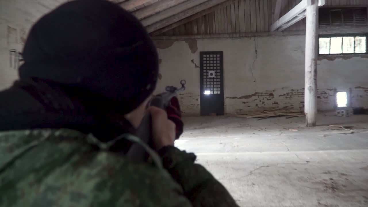 práctica de tiro con aire suave