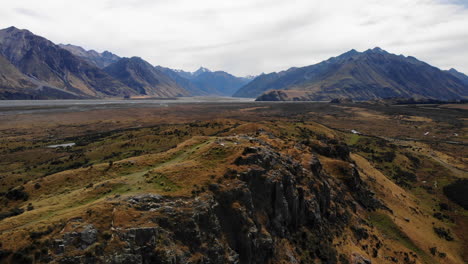 Mountain-valley-in-New-Zealand-Drone-4k