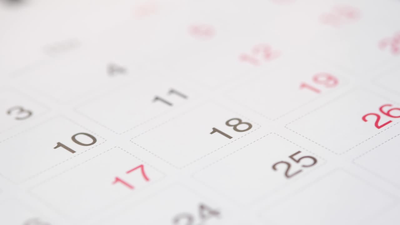 primer plano de una página del calendario