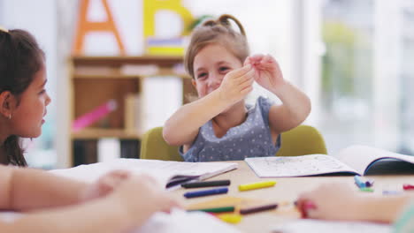 Ihre-Klassenkameraden-Sind-So-Lustig