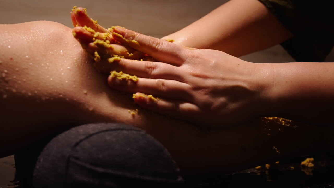 Body Scrub Massage Session