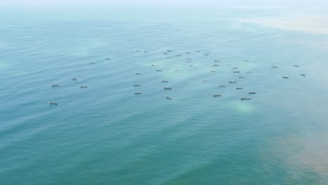 Drohnenaufnahme-Kleiner-Fischerboote-Vor-Senegal