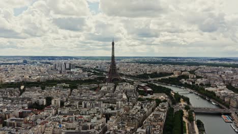 vista aérea de parís con la torre eiffel