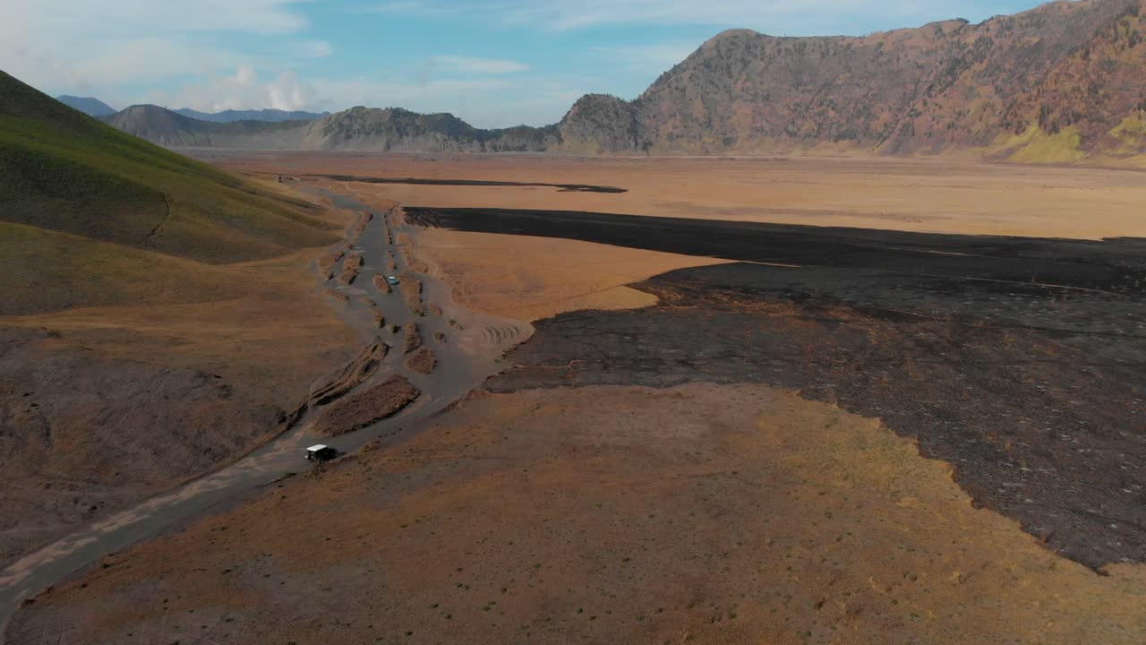 Vulcano Bromo con jeep, Giava Orientale, Indonesia