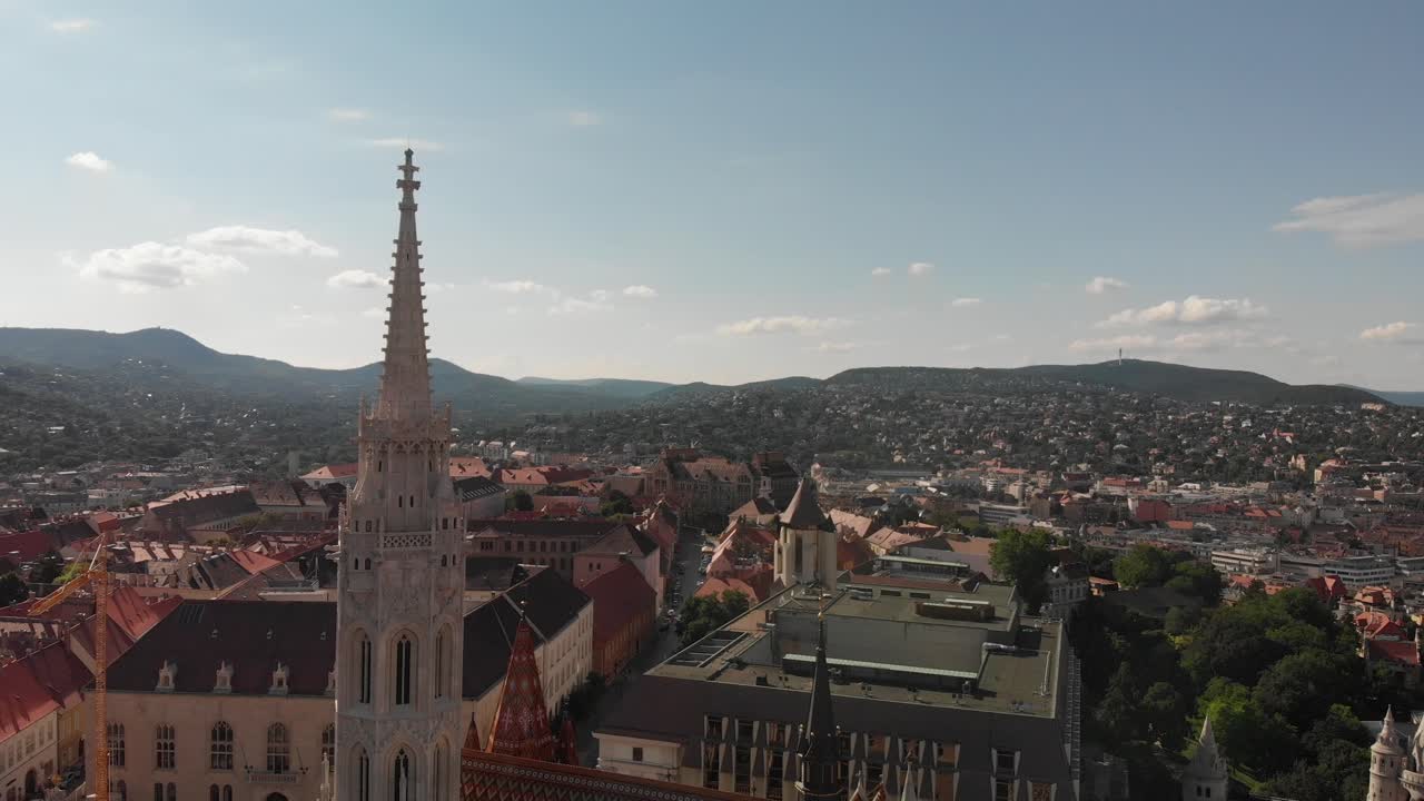 budapest - hungría viaje desde arriba volando con un dron dji mavic air hecho en 4k 24 fps usando filtros nd