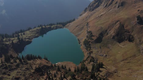 lago de montaña alpes bávaros | montaña nebelhorn | 4k d-log rec709: perfecto para gradación de color