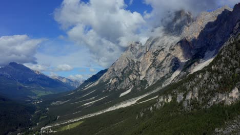 Dolomiten,-Cortina-D&#39;ampezzo,-Venetien,-Italien,-September-2021