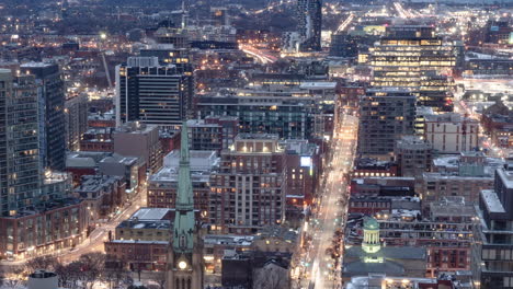 Timelapse-of-Toronto-at-dawn-on-a-cold-winter-morning