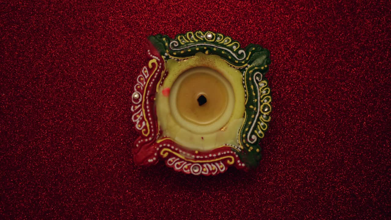 closeup de velas de cera diya para el evento de celebración de la fiesta del festival de diwali