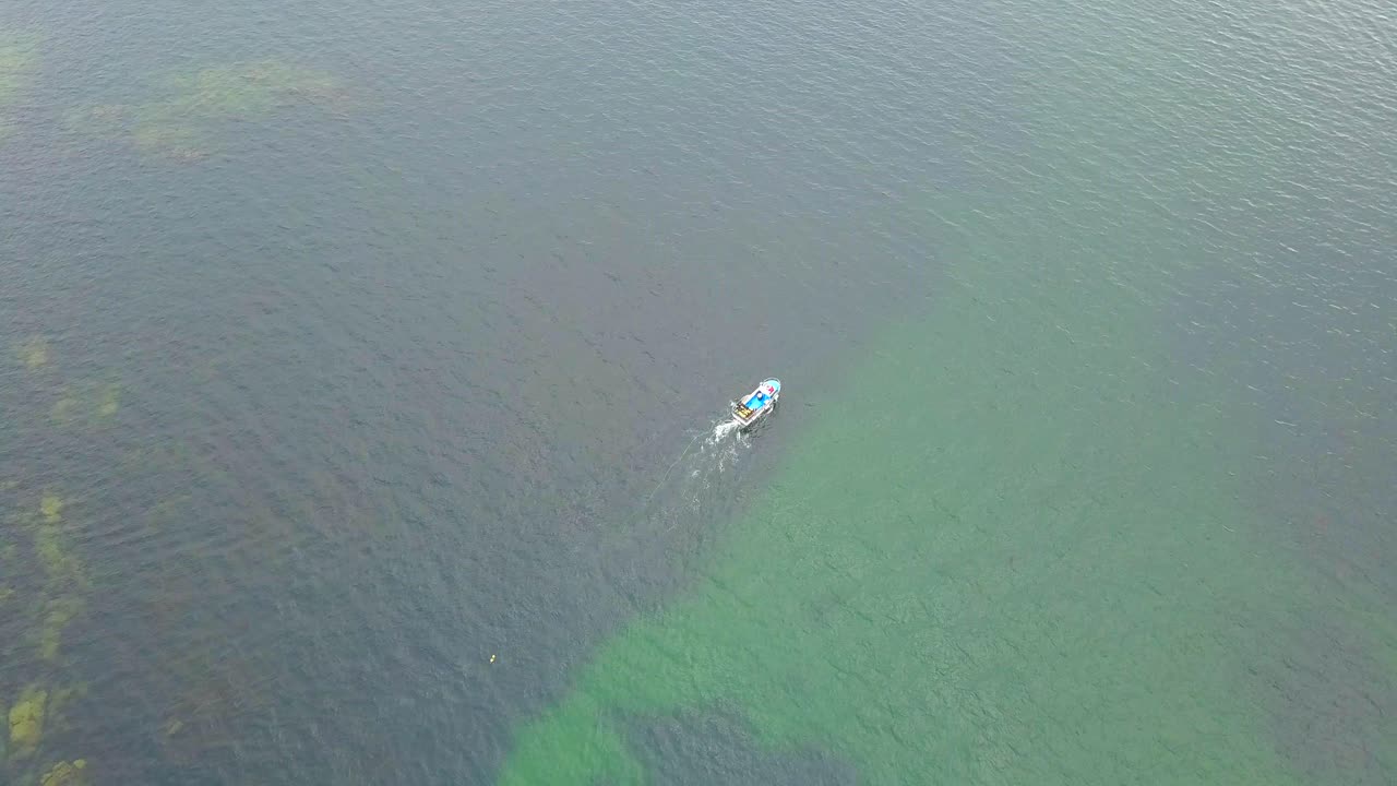 던지는 어선의 조감도