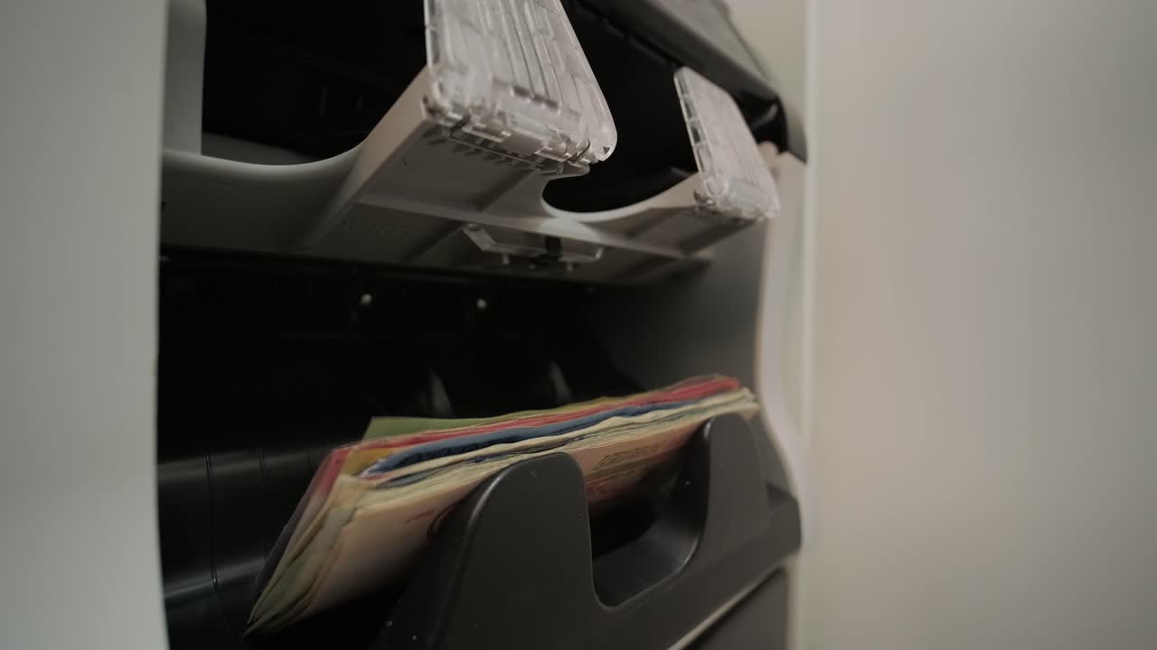 화폐 계산기: 유로화와 여러 통화를 계산하는 기계