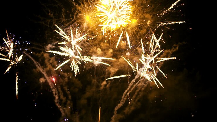 spettacolo pirotecnico di capodanno 13