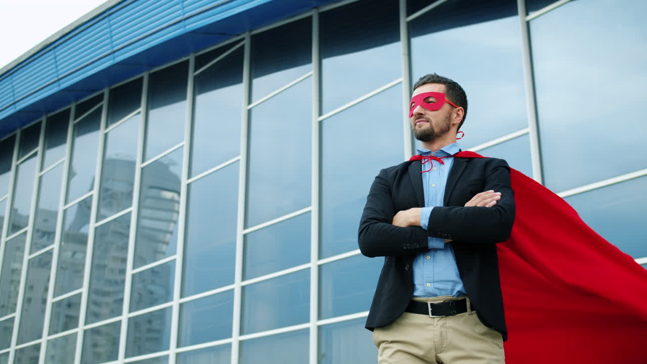 el superhéroe de los negocios.