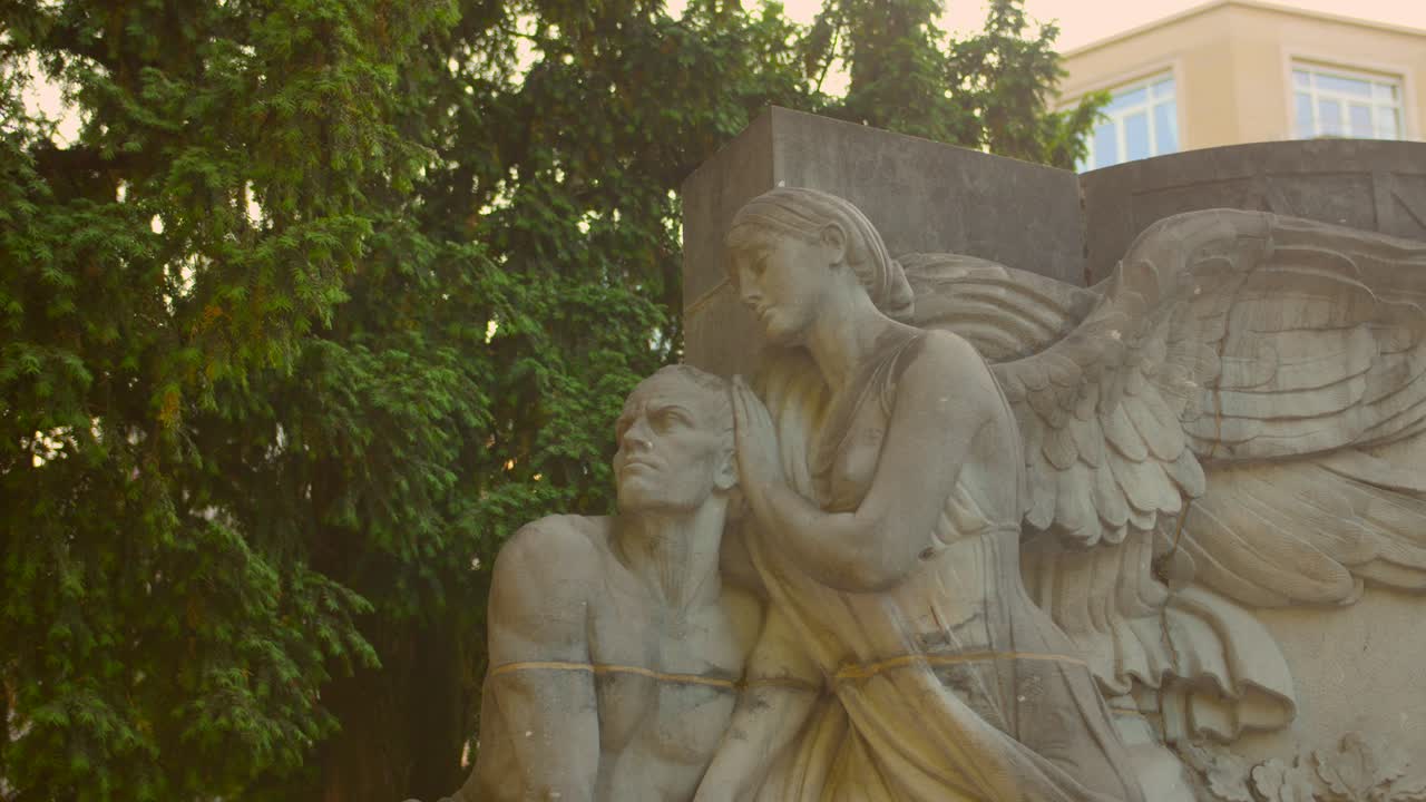 Una magnifica vista ravvicinata del Monumento Gesneuvelden a Bruxelles, Belgio