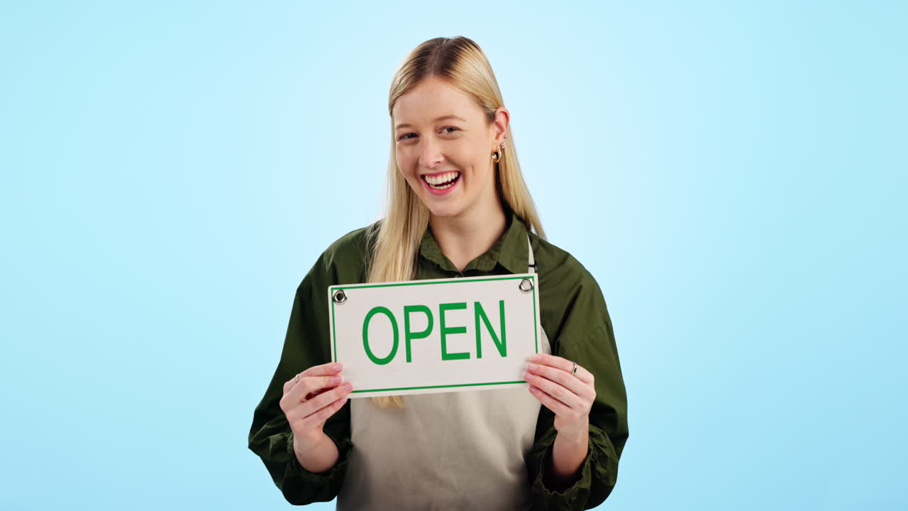 mujer feliz, pequeño negocio