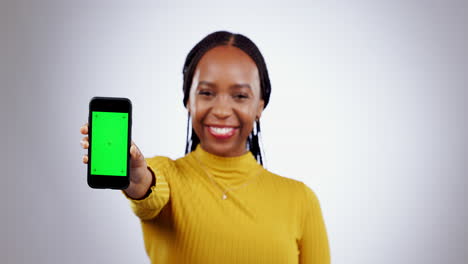 Woman,-offer-and-phone-green-screen-for-marketing